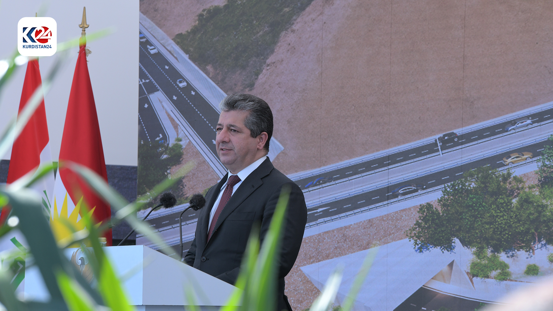 سەرۆکوەزیران مەسرور بارزانی لە رێوڕەسمی دانانی بەردی بناغەی ڕێگەی باعەدرێ-ئێتیت